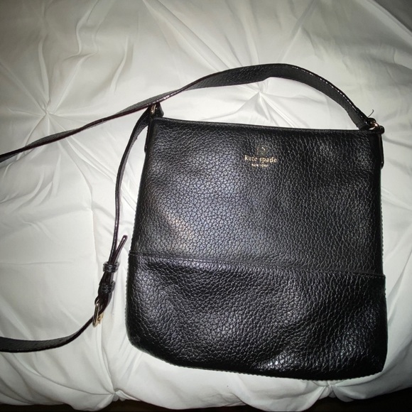 kate spade Handbags - KATE SPADE CROSSBODY